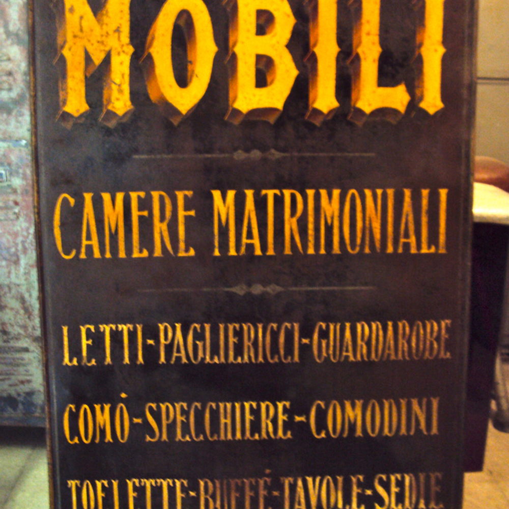 MOBILI