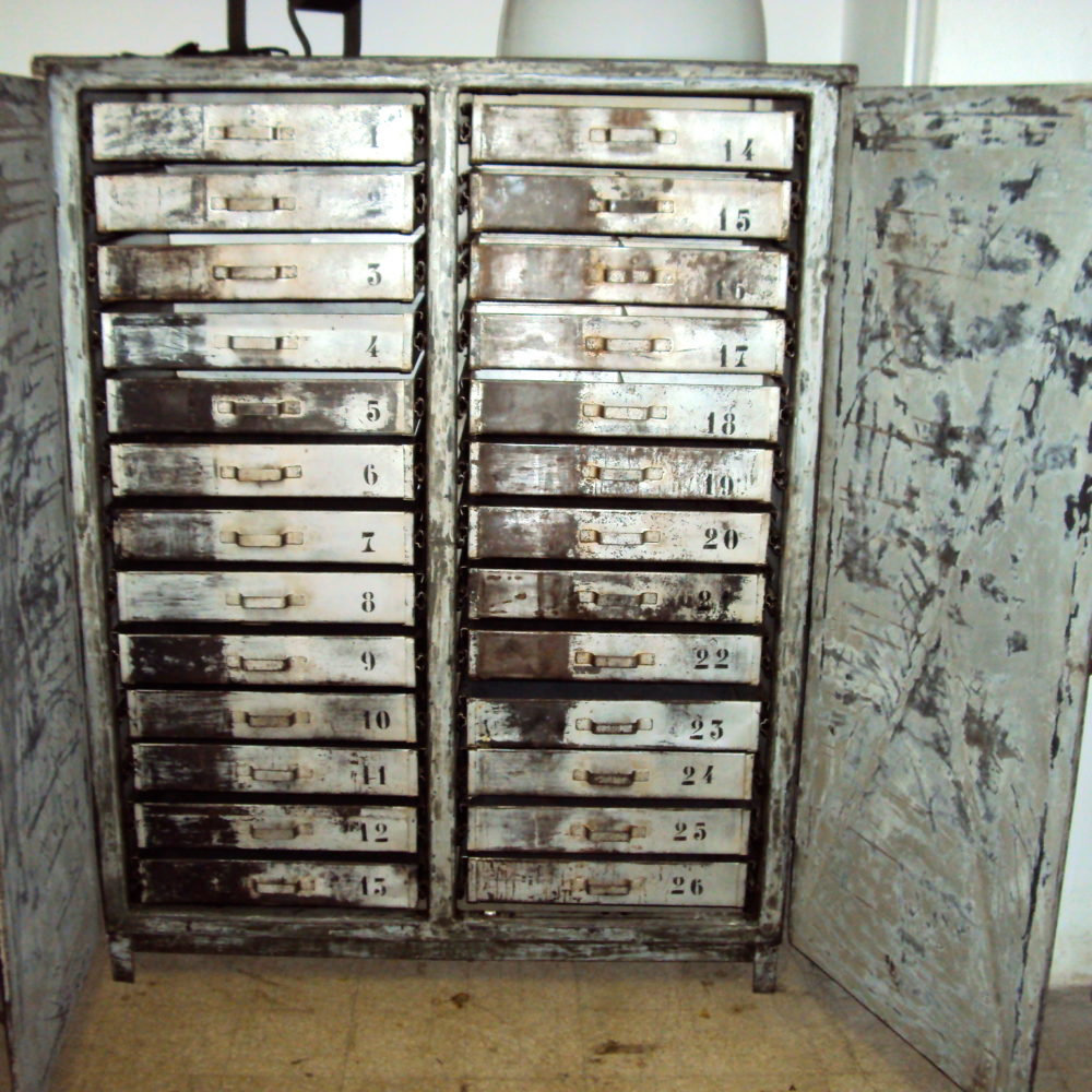 ARMADIO INDUSTRIALE OFFICINA 26 cassetti