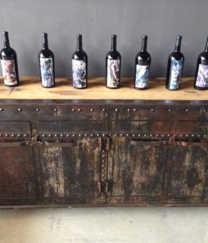CREDENZA RIVETTATA RICAVATA DA UNA CISTERNA DELL'ACQUA DI FINE '800 (DISPONIBILI 2)
