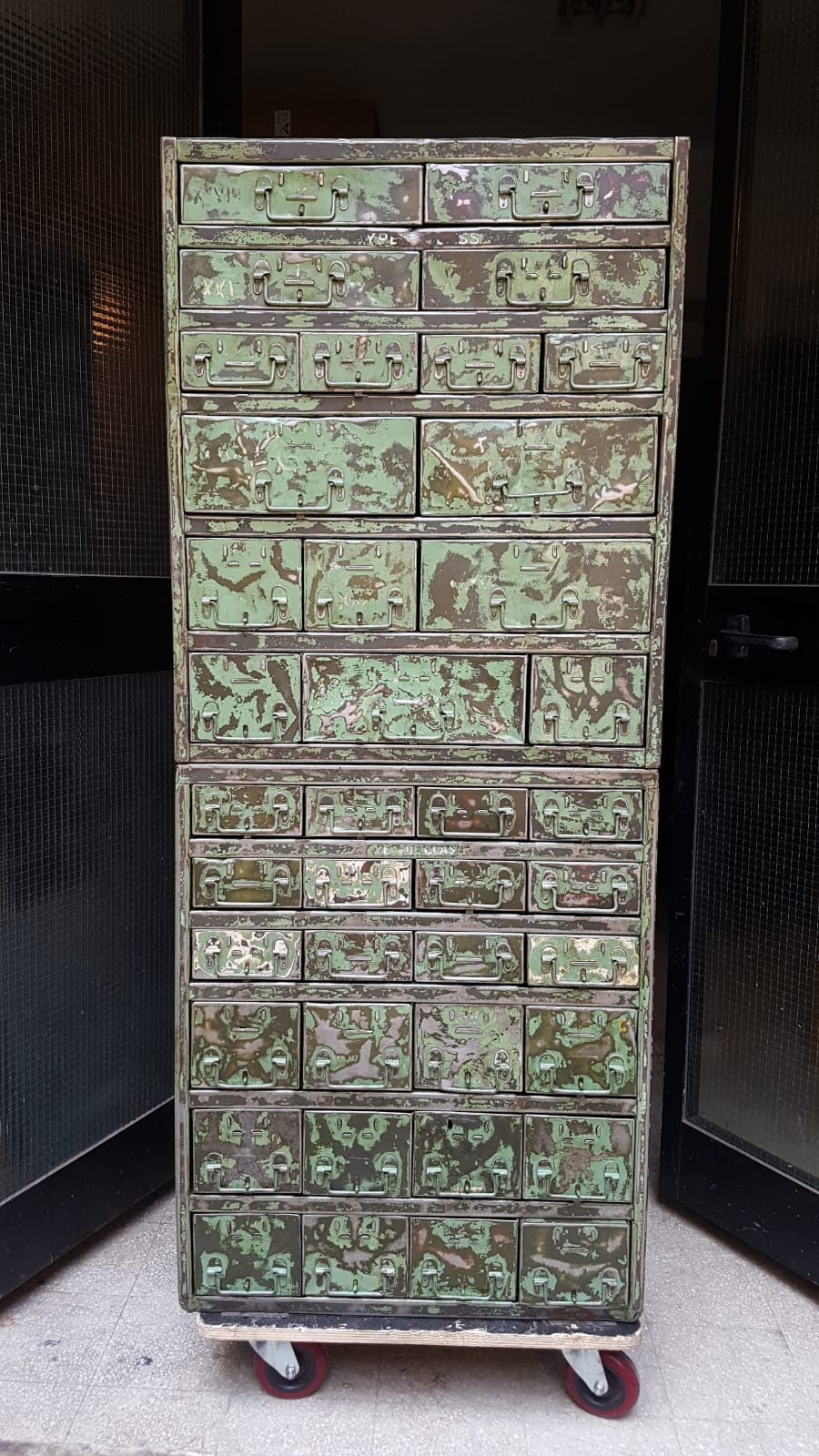 Cassettiera ferro Patinata