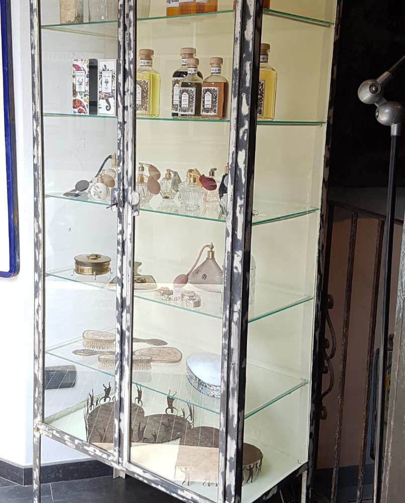 Vetrinetta medicale anni '30