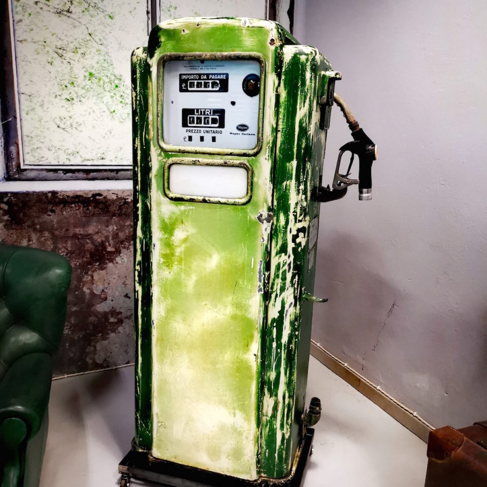 Distributore Benzina Vintage