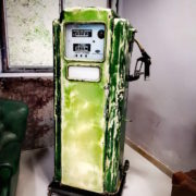 Distributore Benzina Vintage
