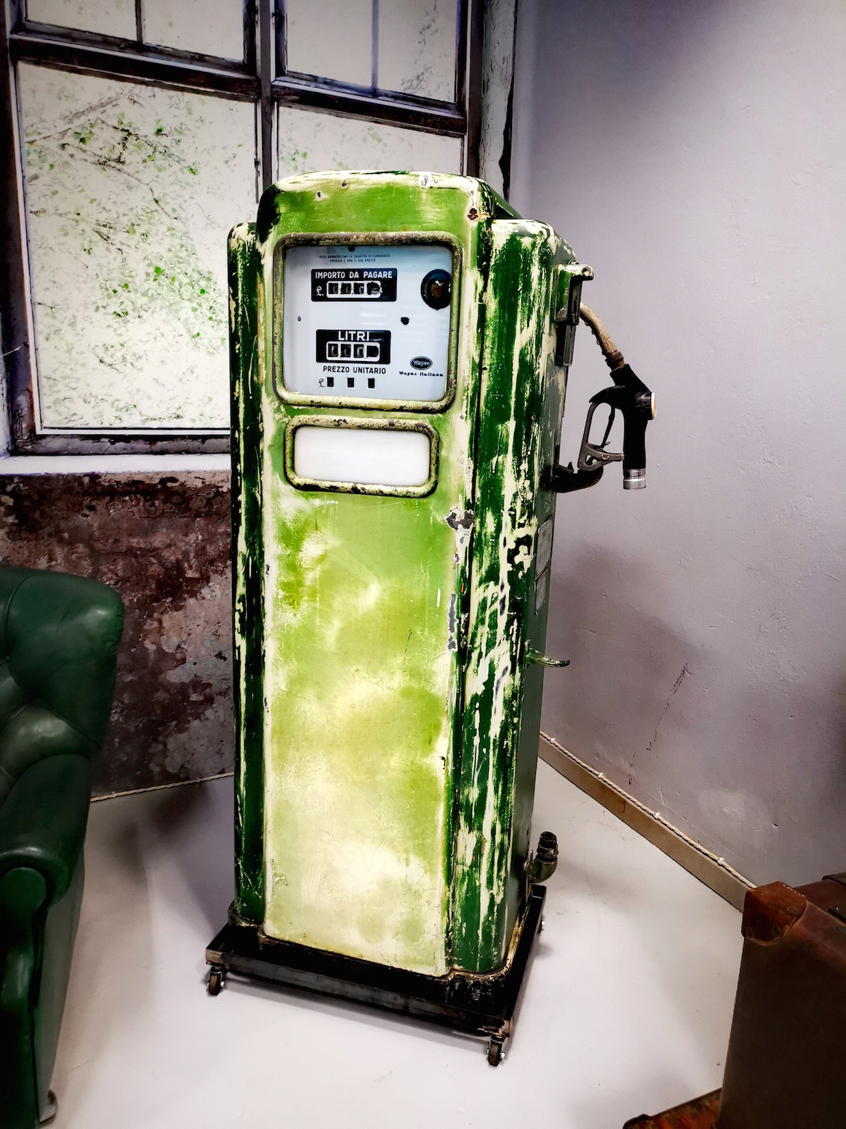 Distributore Benzina Vintage