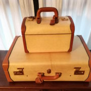 Set Valigia e Beautycase in pergamena