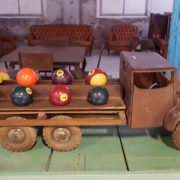 Camioncino giocattolo legno