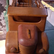 Camioncino giocattolo legno