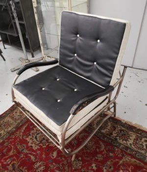 Poltrona letto stile Bauhaus