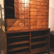 Cassettiera legno anni 60