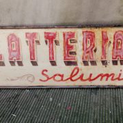 Insegna Latteria