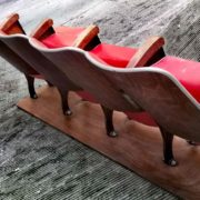 Poltrone rosse da teatro