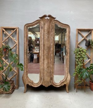 Armadio in legno