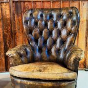 Poltroncine in pelle in stile Chippendale