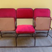 Poltroncine rosse di un teatro italiano