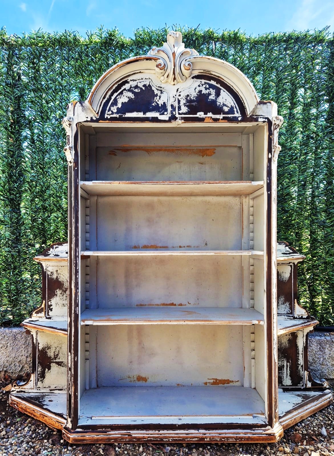 Etagère