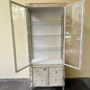 Vetrinetta ex médicale anni '70