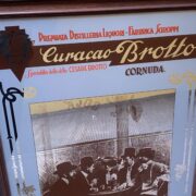 specchio pubblicitario dei primi del '900 dedicato all’Amaro Brotto